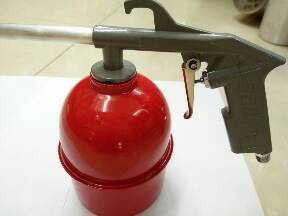 The Hardware spray air pressure gun oil pot 770