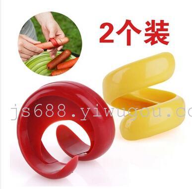 Creative kitchen gadgets picnic hot dogs sausage rotation cutting tool