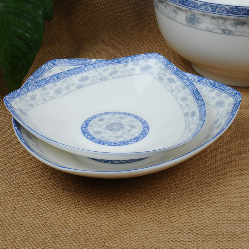 厂家直销釉中彩骨瓷三角盘冷菜盘 高档餐具