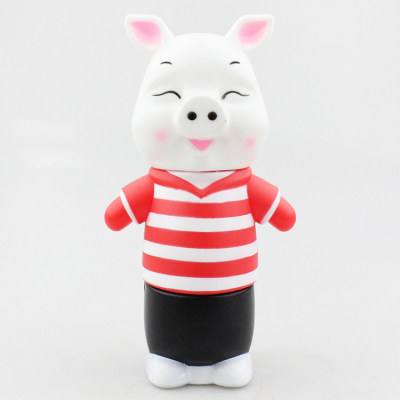 9.9 yuan ten yuan shop goods plastic cartoon piggy piggy pig trumpet three