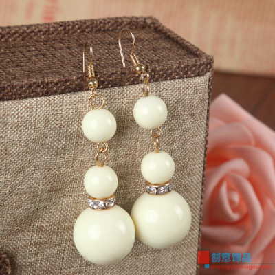 The natural calabash shape with diamond earrings Crystal Earrings