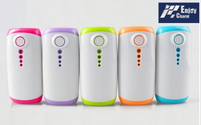 Section 2 section 3 Shenzhen mobile power mobile phone universal charging treasure