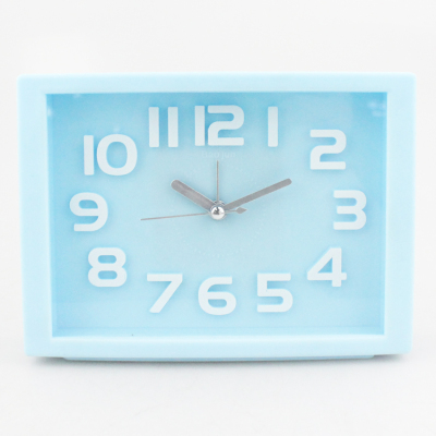 Shop ten yuan personality style cartoon alarm clock 6650 clock distribution rectangular convex clock.