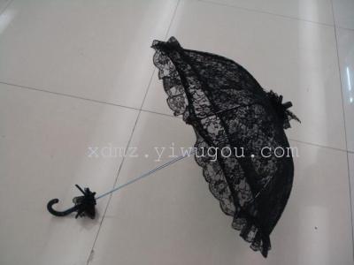 Contracted bride married White Rose Lace Wedding umbrella