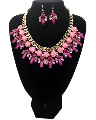 The European and American famous necklace manufacturer direct sales.