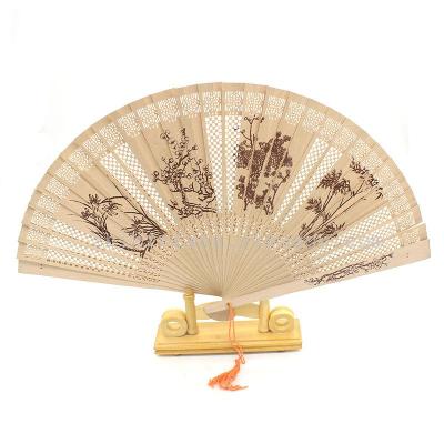 High grade cloud fan with fan box has a variety of patterns fragrance