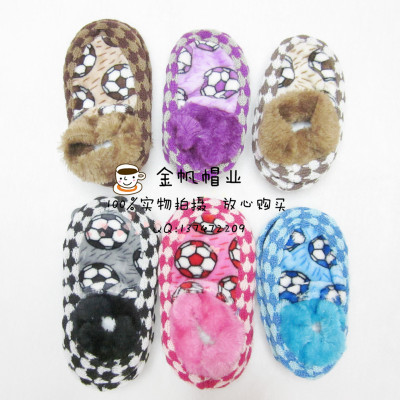 Low price spot foreign trade export knitting flannel splicing football style children's wool floor board shoes.