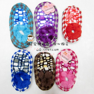 Low - price spot foreign trade export knitting wool fabric splicing block children's wool floor board shoes.