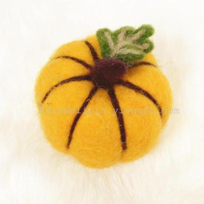 Manufacturers direct sale of yellow pumpkin poke joy felt handmade home furnishing creative process