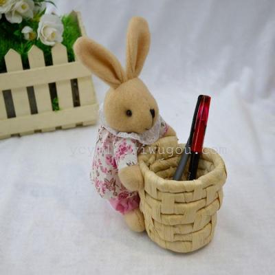 Gucci cornhusk series storage basket creative environmental cartoon rabbit straw pen