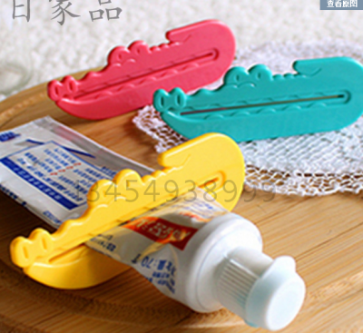 Japan KM1189 creative squeeze toothpaste tube squeeze cream squeeze Cream 3