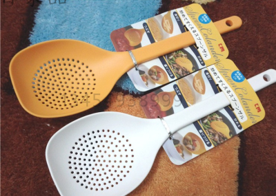 Japan KM1227. water with a kitchen. The kitchen gadget with a colander