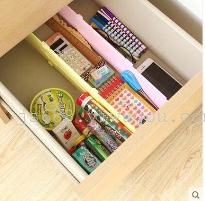 The home of the creative arrangement of the drawer of the plastic free and flexible sheet of the drawer