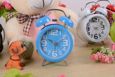 Simple Fashion Double Bell Alarm Clock Cartoon Children's Alarm Clock Metal Retro Style Alarm Clock Lazy Alarm