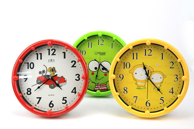 Cute cartoon alarm clock alarm clock hanging round small daily ornaments shop ten yuan supply