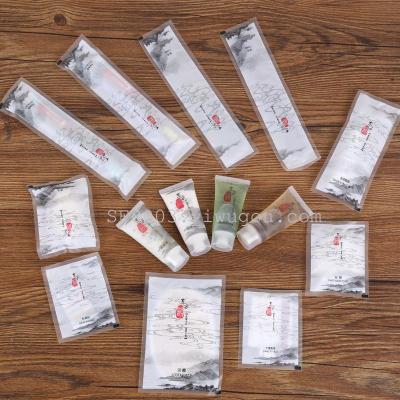 One set of hotel supplies disposable goods wholesale toiletries with hotel toothbrush