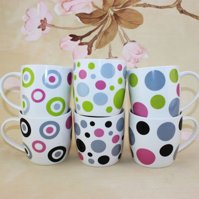 Creative trend dot mug with handle firing water cup