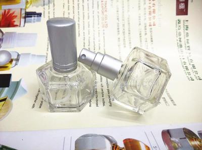 Direct manufacturers FX109 transparent glass perfume bottle spray bottle