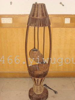 Direct manufacturers of petal shaped rattan vase and lamp room bedroom light rattan lamp