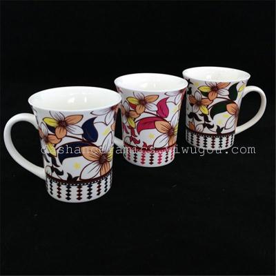 The only good imitation of bone porcelain cup Mark cup of coffee