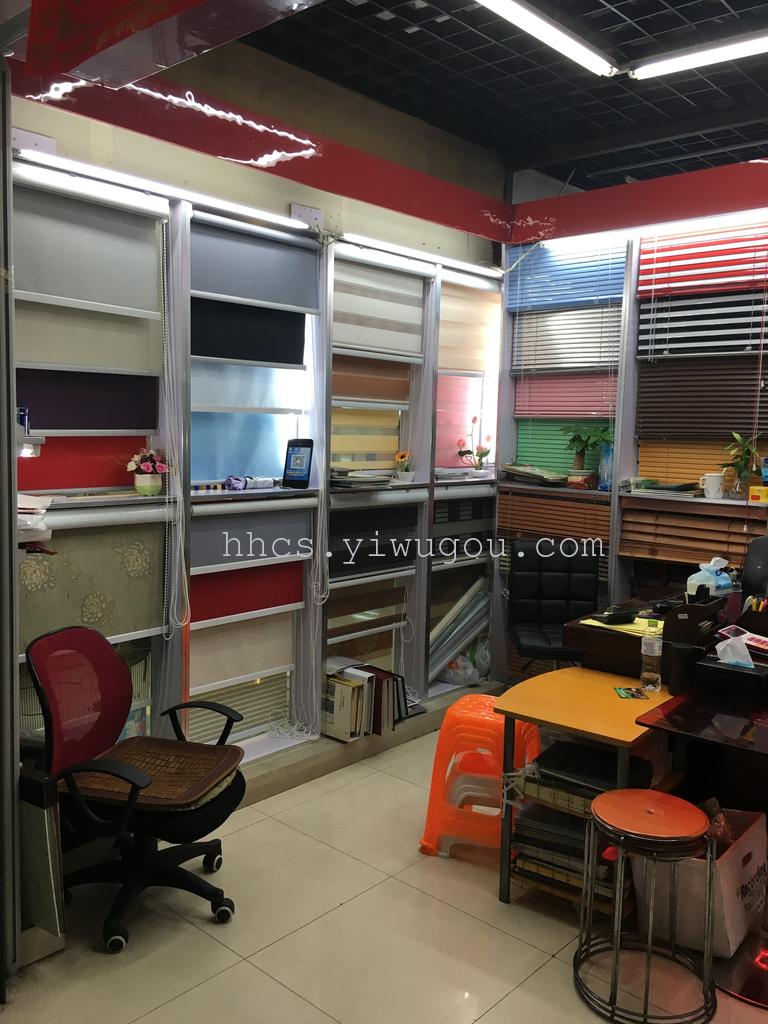 工程家居卷帘窗帘定做成品CURTAIN