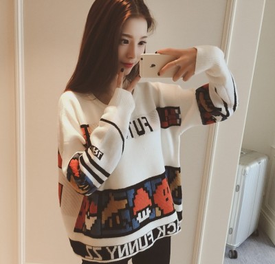 Super Queen Marie rhythm of the wind cartoon style casual relaxed knitted sweater