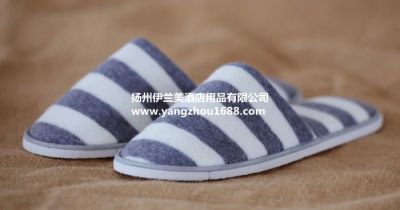 Factory wholesale hotel disposable slippers price discount towel slippers