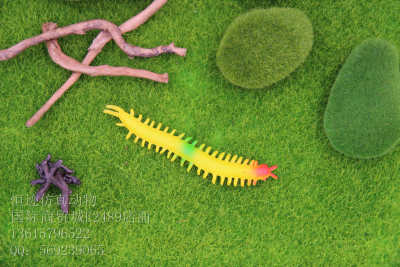 Simulation of soft gelatin animals, full of toys, Halloween, imitation snake, straight centipede.