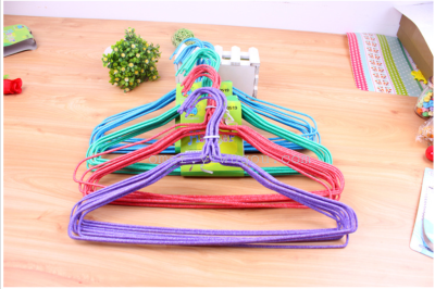 Wholesale of Small Articles Iron Wire Plastic-Dipping Hanger Wholesale 0519 Adult Hanger
