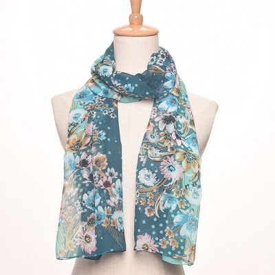 The spring and summer new flowers are made of silk scarf, a rectangle of silk scarf.