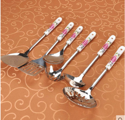 Practical kitchen supplies spoon and shovel a seven - piece set in