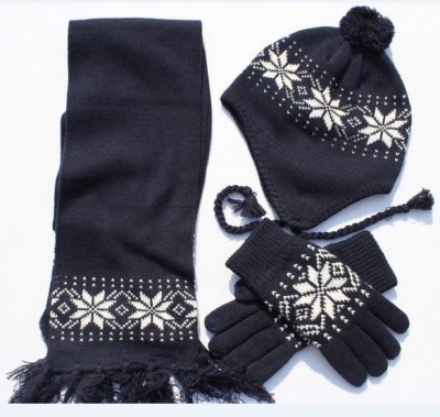 The Cap three sets of adult three-piece jacquard scarf hat scarf hat gloves Christmas foreign trade yiwu manufacturers export to Europe and America.