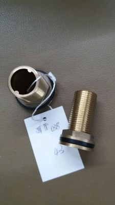 Export manufacturers direct selling copper water tank connector inside and outside brass fittings.