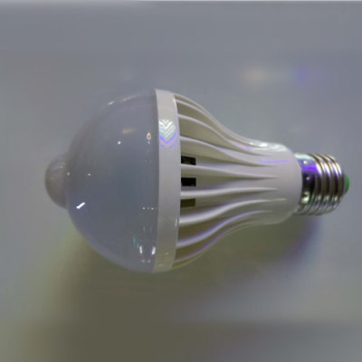 LED Bulb Infrared Human Body Induction Intelligent Conversion Bulb