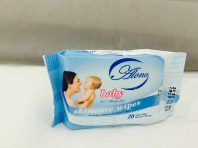 The prevention of red buttocks lock water 20 baby wipes super breathable baby wipes baby wipes