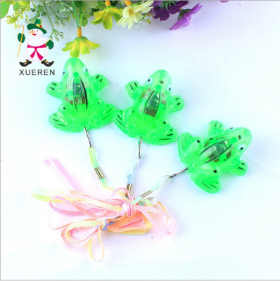 Manufacturers selling 2014 new Taobao hot new Frog Pendant pendant light flash toys wholesale