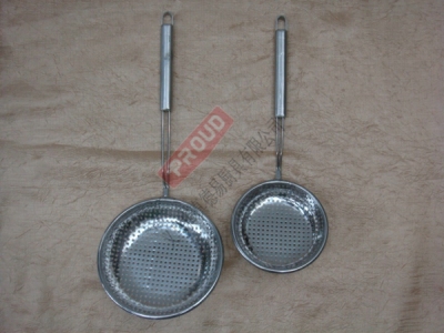 Stainless steel kitchenware, strainer, oil leakage