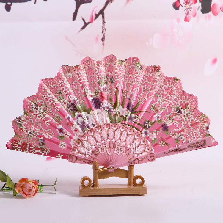 新款中国风塑料绸布扇 跳舞扇 女士折扇礼品扇 婚礼用扇批发