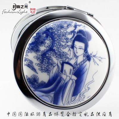 The ceramic soul 】 ceramic ornaments fashion light folding makeup mirror lady portable makeup mirror