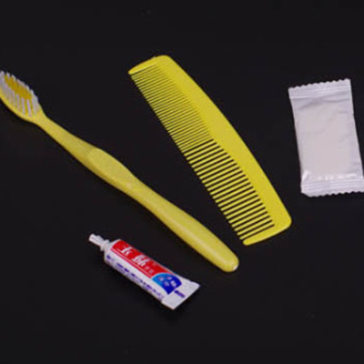 Liuhe dental disposable toothbrush toothpaste wash room six set wholesale