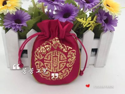 Customized Embroidered Bag Printable Logo Chinese Classical Style Personalized Wedding Bag Tassel Fabric Bag Bedroom Storage Bag