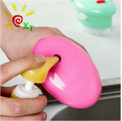 Creative clean oval automatic liquid adding liquid can be water spray cleaning brush cleaning brush