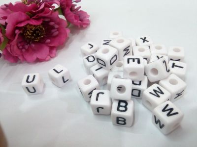 6 x6 7 x7 black letter beads white hole, factory direct dyeing acrylic beads manual beading