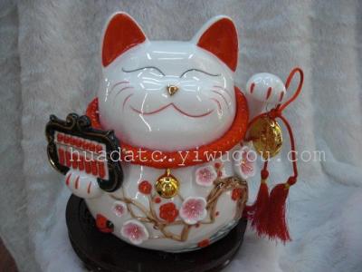 The cat cat cat Feng Shui hand piggy bank