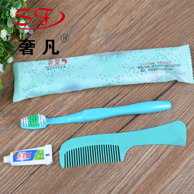 Where the luxury hotel supplies hotel guest room disposable items plastic comb toothbrush toothpaste comb