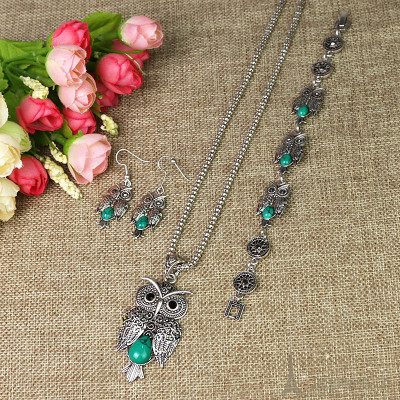 Vintage Turquoise zinc alloy sleeve female necklace earrings bracelet set chain chain