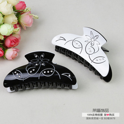 Korean new hair ornaments acrylic black and white flowers and the plants point drill hairpin grip clip
