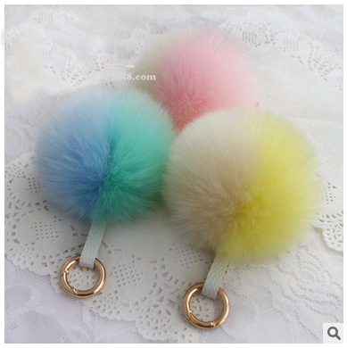 Manufacturers direct sales South Chesapeake express it in two - color wool ball key chain bag pendant creative plush pendant key chain