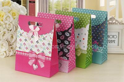 Creative heart-shaped paper bag bag handbag bag back bag gift spot wholesale