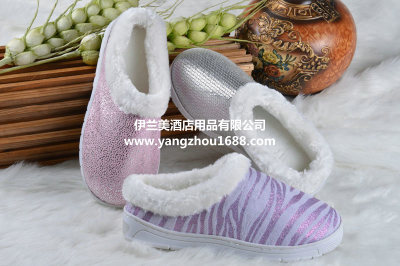 The warm winter cotton cotton slippers shoes shoes Home Furnishing cartoon package root confinement